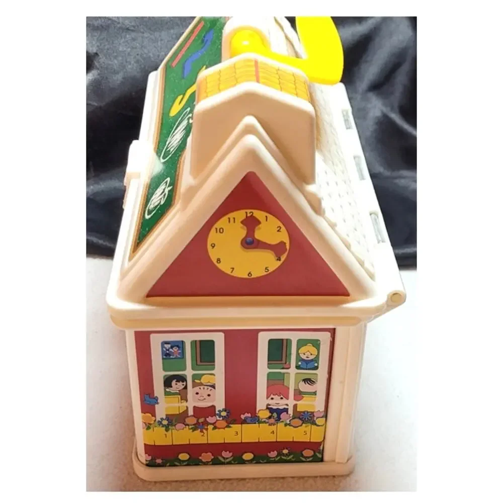 Fisher Price Little People Klip Klop Ariel & Aurora & 2008 School House Case